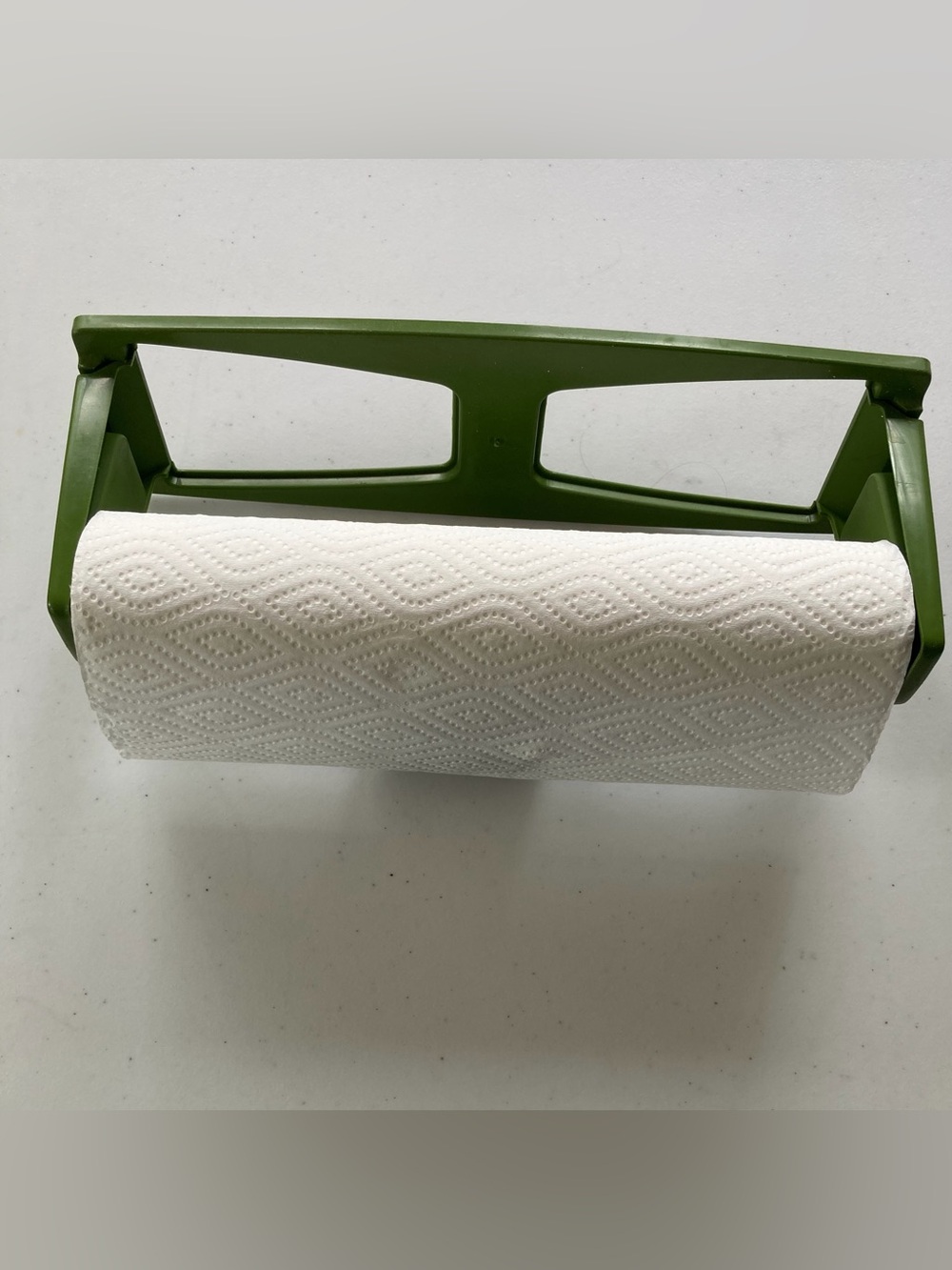 Vintage Mid-Century Avocado Green Plastic Wall Paper Towel Holder Kitchy Retro